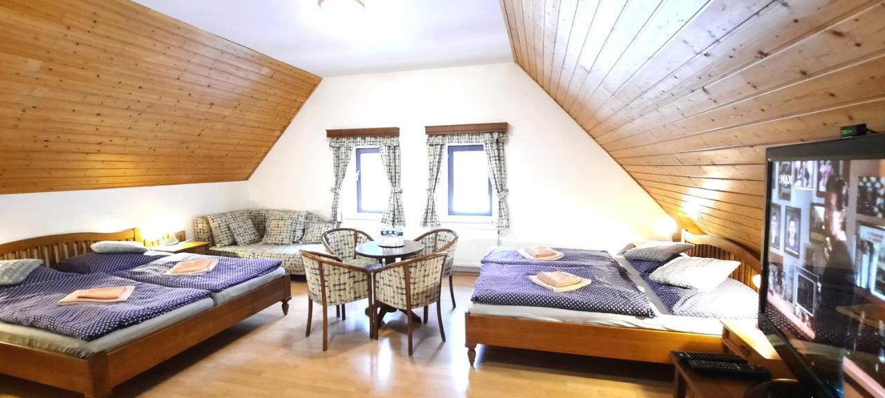 Hotel Perla Jizery Josefuv Dul Exterior photo