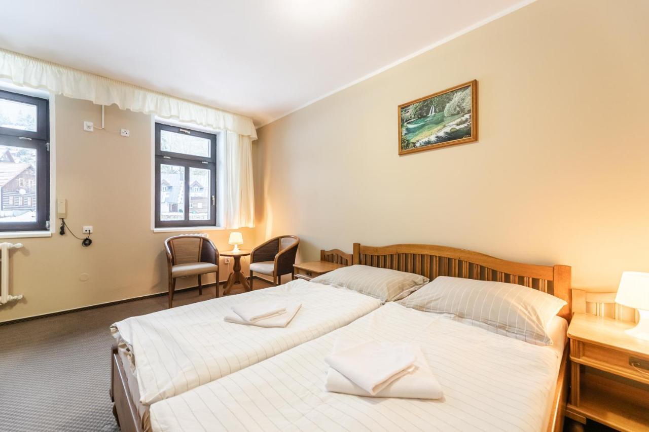 Hotel Perla Jizery Josefuv Dul Exterior photo